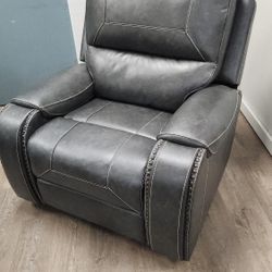 Recliner...swivel And Rocks