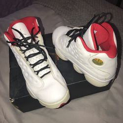Jordan 13’s size 7