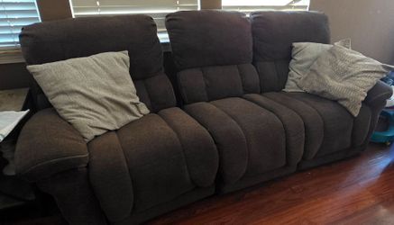Reclining sofas