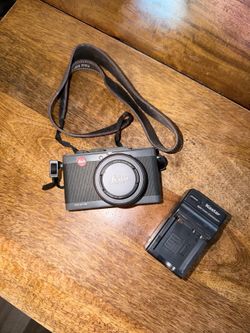 Leica D-LUX 6 G-STAR RAW Edition Digital Camera