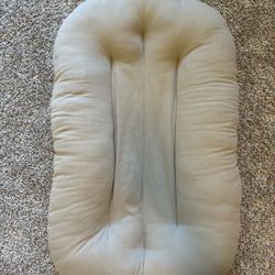 Snuggle Me Organic | Baby Lounger + Place Space | Newborn Essentials | Organic Cotton, Fiberfill | Color: Natural