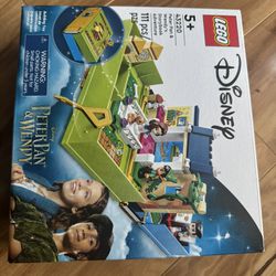 Brand New Lego Disney Peter Pan & Wendy Storybook Adventure Ser