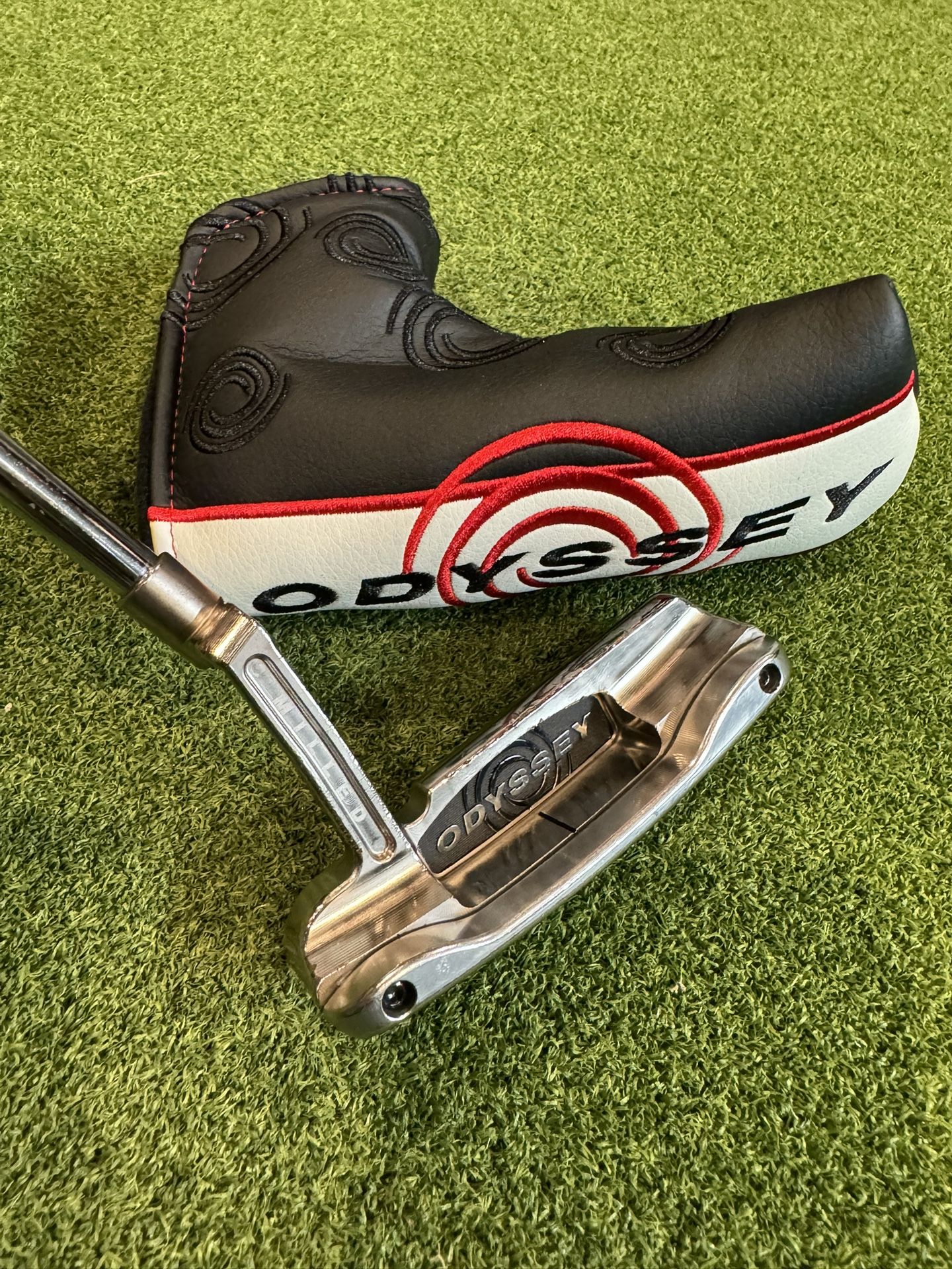 Odessey Black series 1 Milled Long Neck Putter RH 35” Length