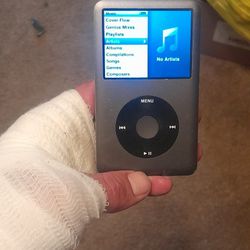 Wotking Perfectly Fine Apple iPod classic 7th Generation Black (160