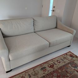Bassett Couch For Sale