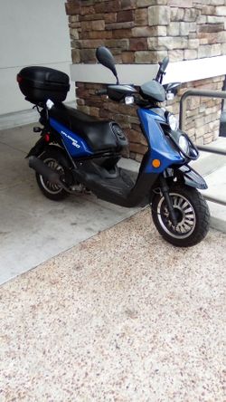 50 cc moped