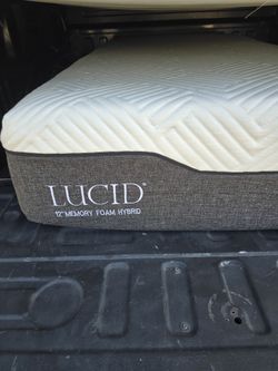 Twin Extra Long 12" LUCID MATTRESS Memory Foam Hybrid clean Gently Used 