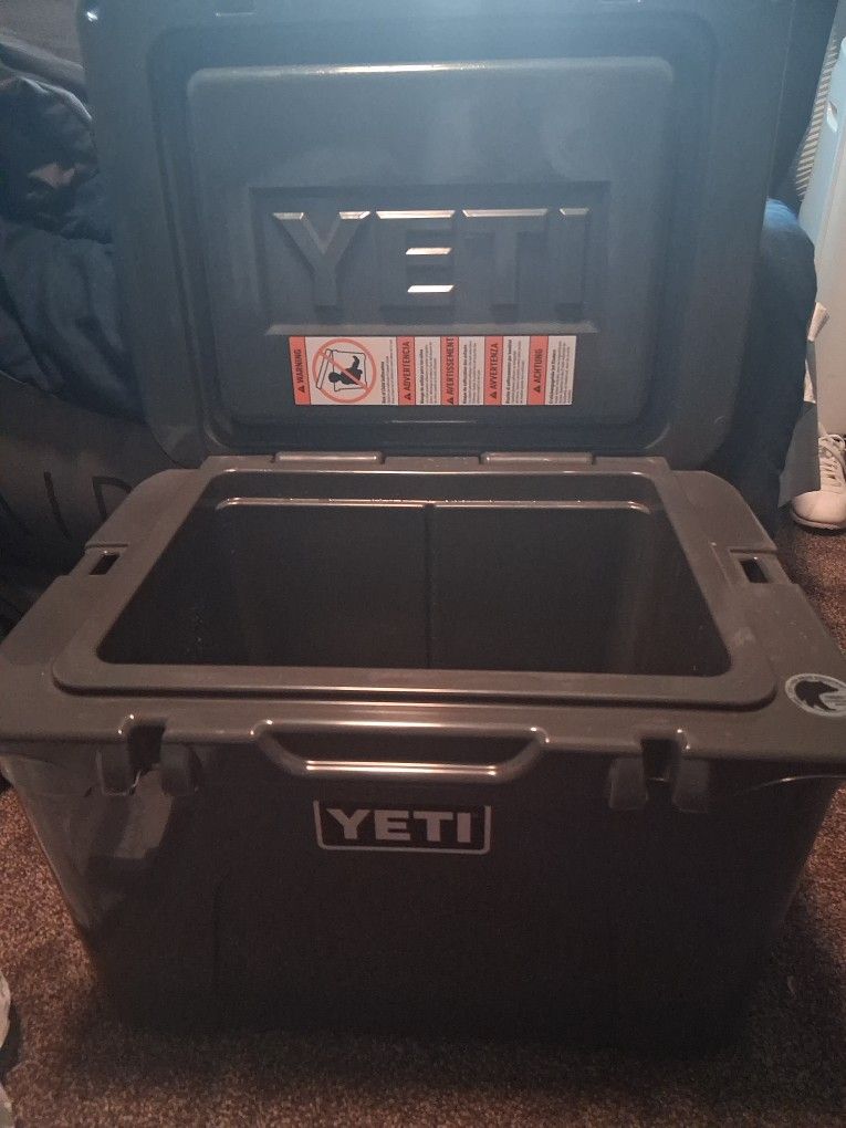 35QT Yeti Cooler