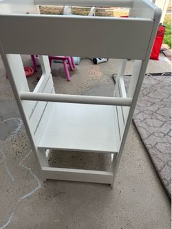 Toddler tower