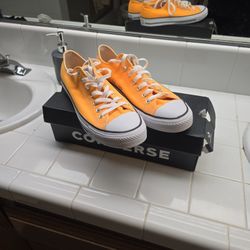 Mens Oranage Size 11 Converse Brand New