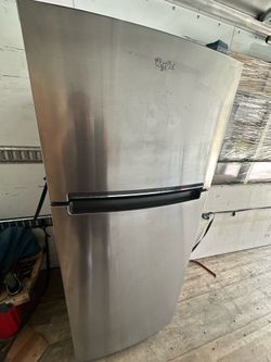 Whirlpool Top Freezer Refrigerator