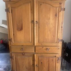 Armoire