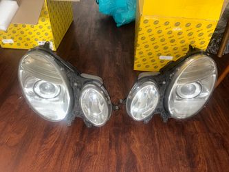 Mercedes W211 OEM headlights 2009 model