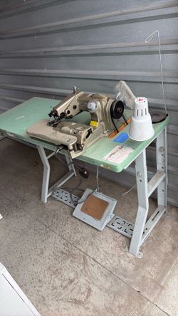 Buttons machine