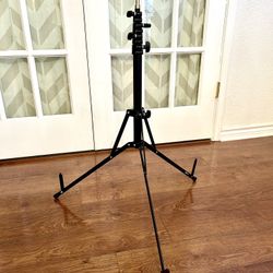 Photography Tripod With Spikes 