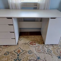 South Shore Sewing Cabinet On Wheels 