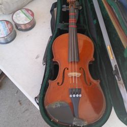 🎻 violin antique
