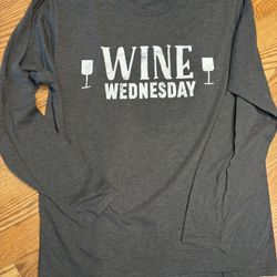 Women’s Wine Wednesday Long Sleeve Shirt. Large 
