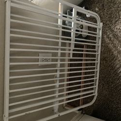 Easy Fit Expandable Pet or Baby Gate