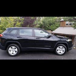 2014 Jeep Cherokee Sport Front Wheel Drive 