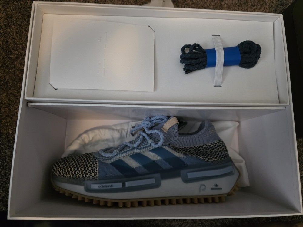 Adidas (PHILLIP LEYESA NMD S1)