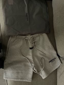 Essential shorts size small