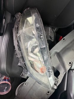 Both Original driver/passenger headlights for 2021 Honda Civic S
