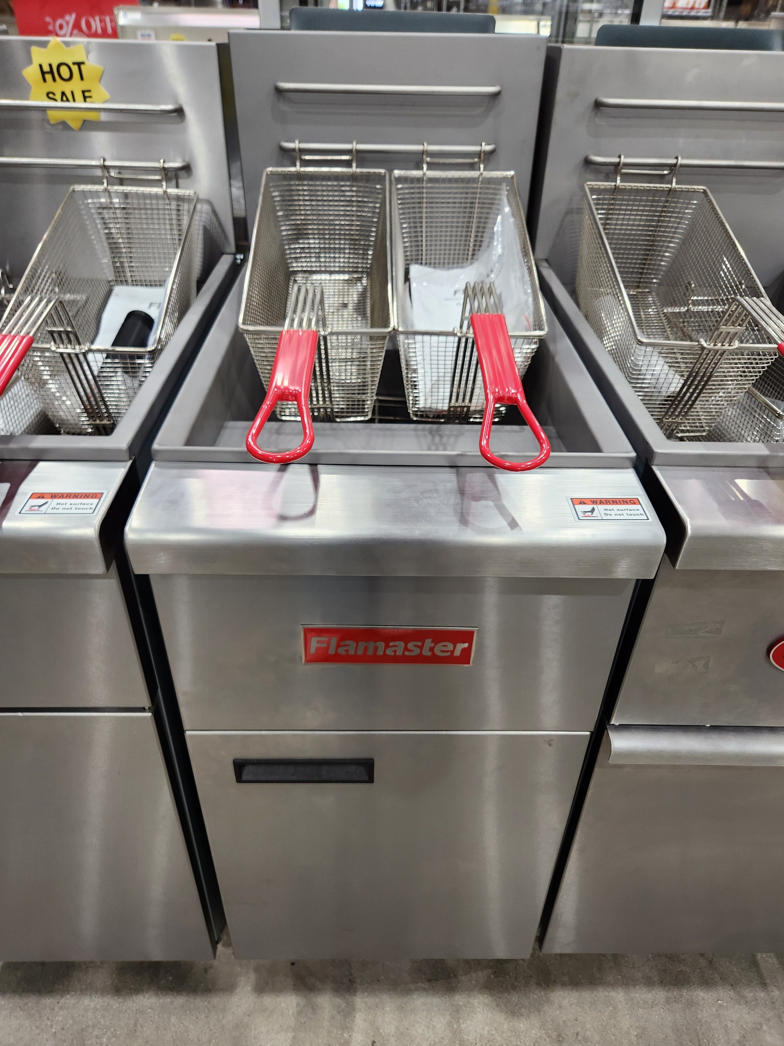 Gas Fryer - Flamaster CP-VF40-LP 40-50lb Capacity, Gas Open Pot Fryer, 100,000 BTU