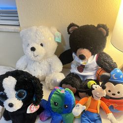 Stuffed Animals/ Plush Animals/ Plushies Lot 