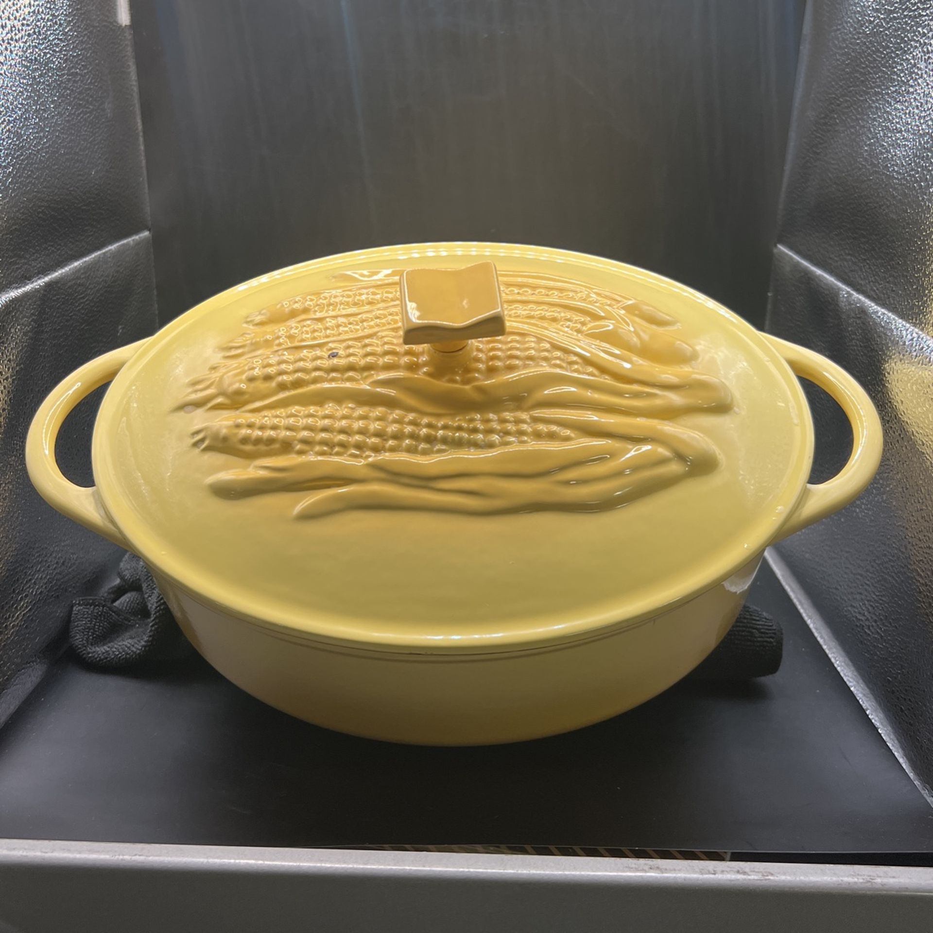 Vintage 4 Quart Corn Cob Lid Cover Dutch Oven Technique Brand