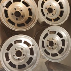 Corvette Aluminum Wheels- Fits 68 to 81