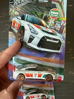 2026 Hot Wheels Silver Series 7-Eleven Exclusive 2017 Nissan GT-R (R35)