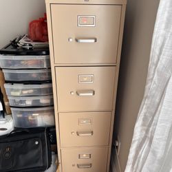 4 Drawers File Cabinet 