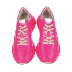 Gucci Men’s Pink Sneakers Size 9 (floor Model )