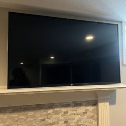 55 Inch LG TV *read Description 