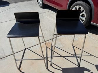 Bar chairs set of 2