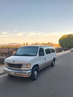 1992 Ford Club Wagon