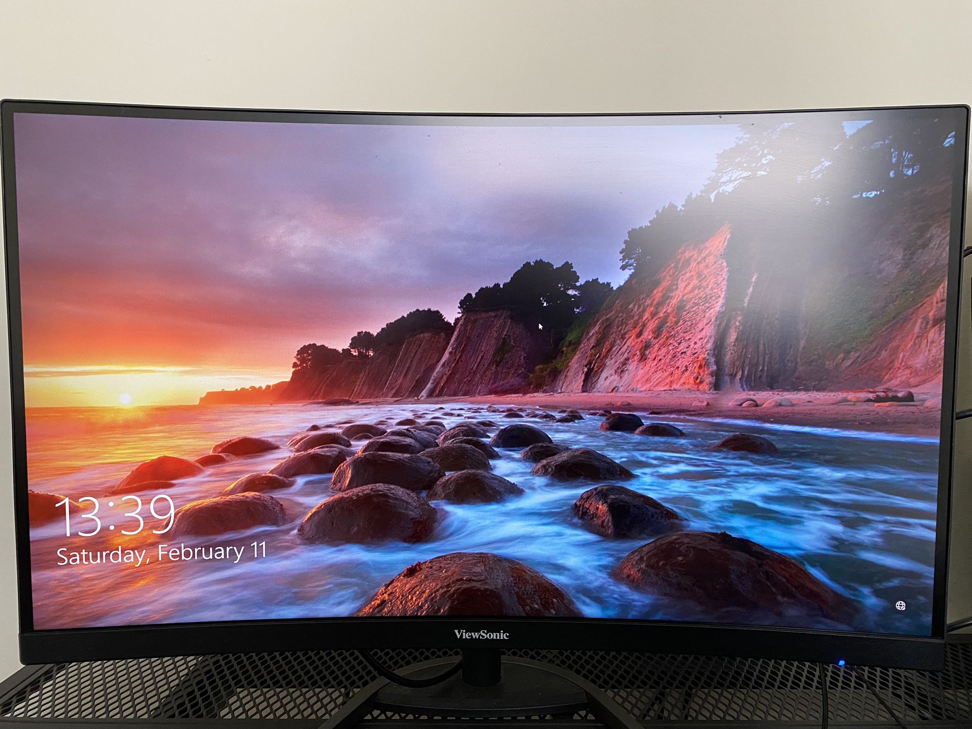 1440p 144hz 27” Curved Monitor