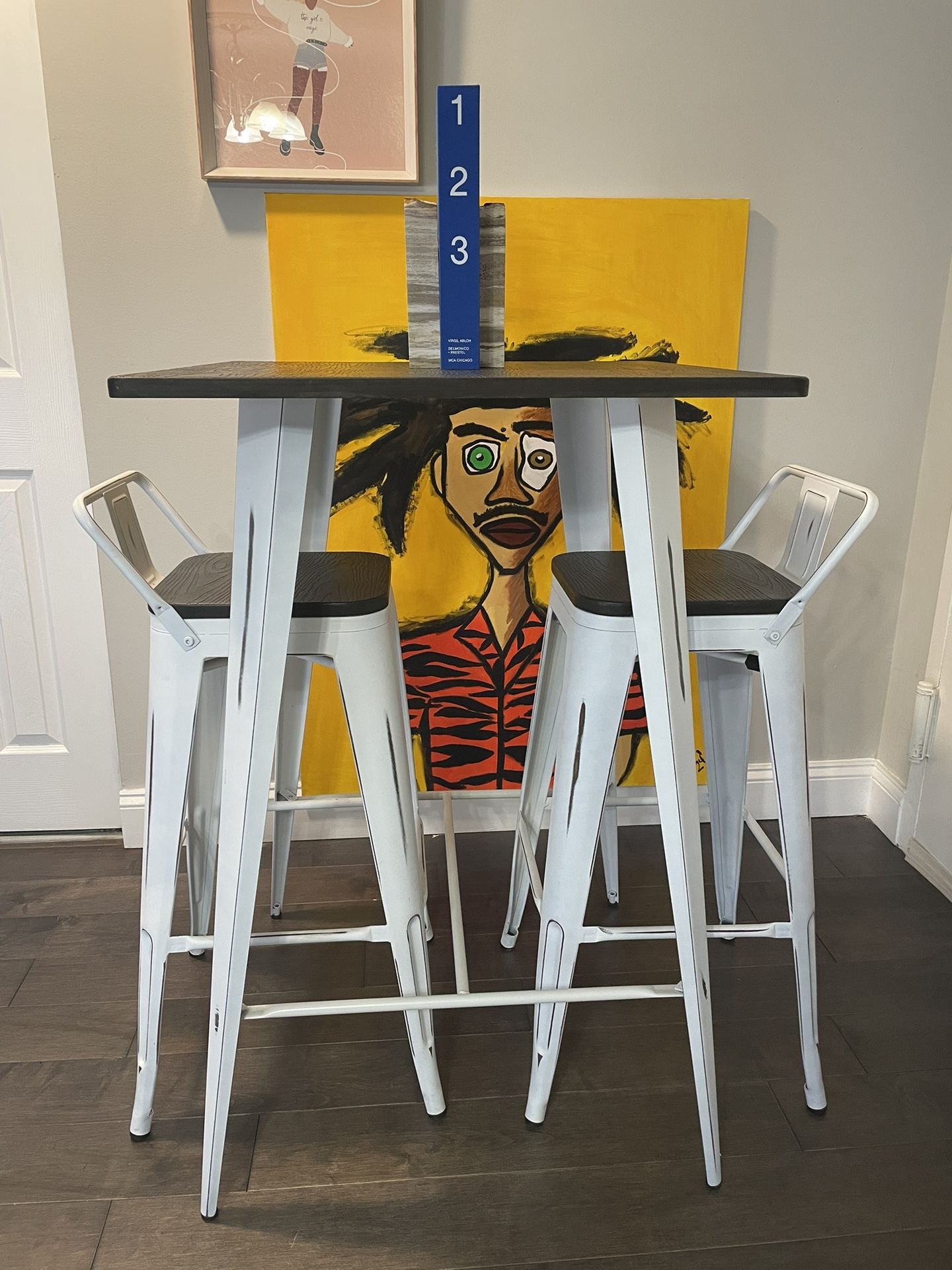 High Top Table set & 2 Barstools