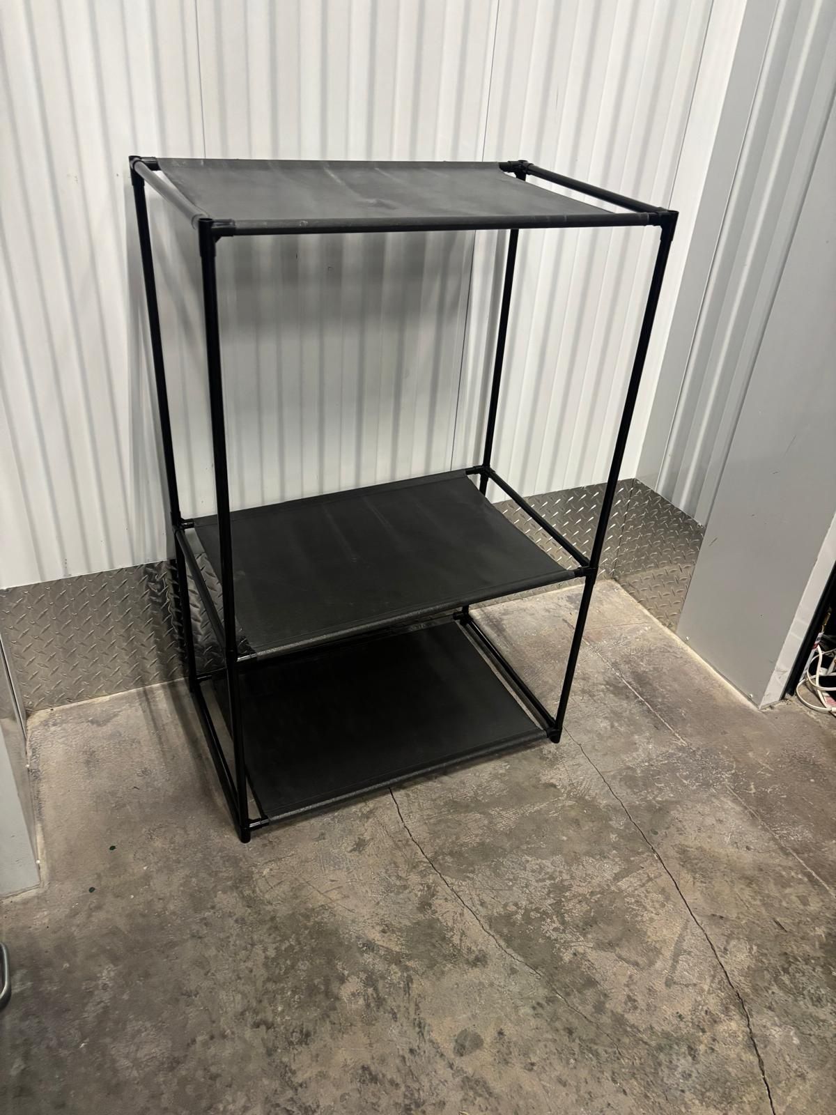 Closet rack for towels …27 “ wide, 17” depth , 41” high … $20