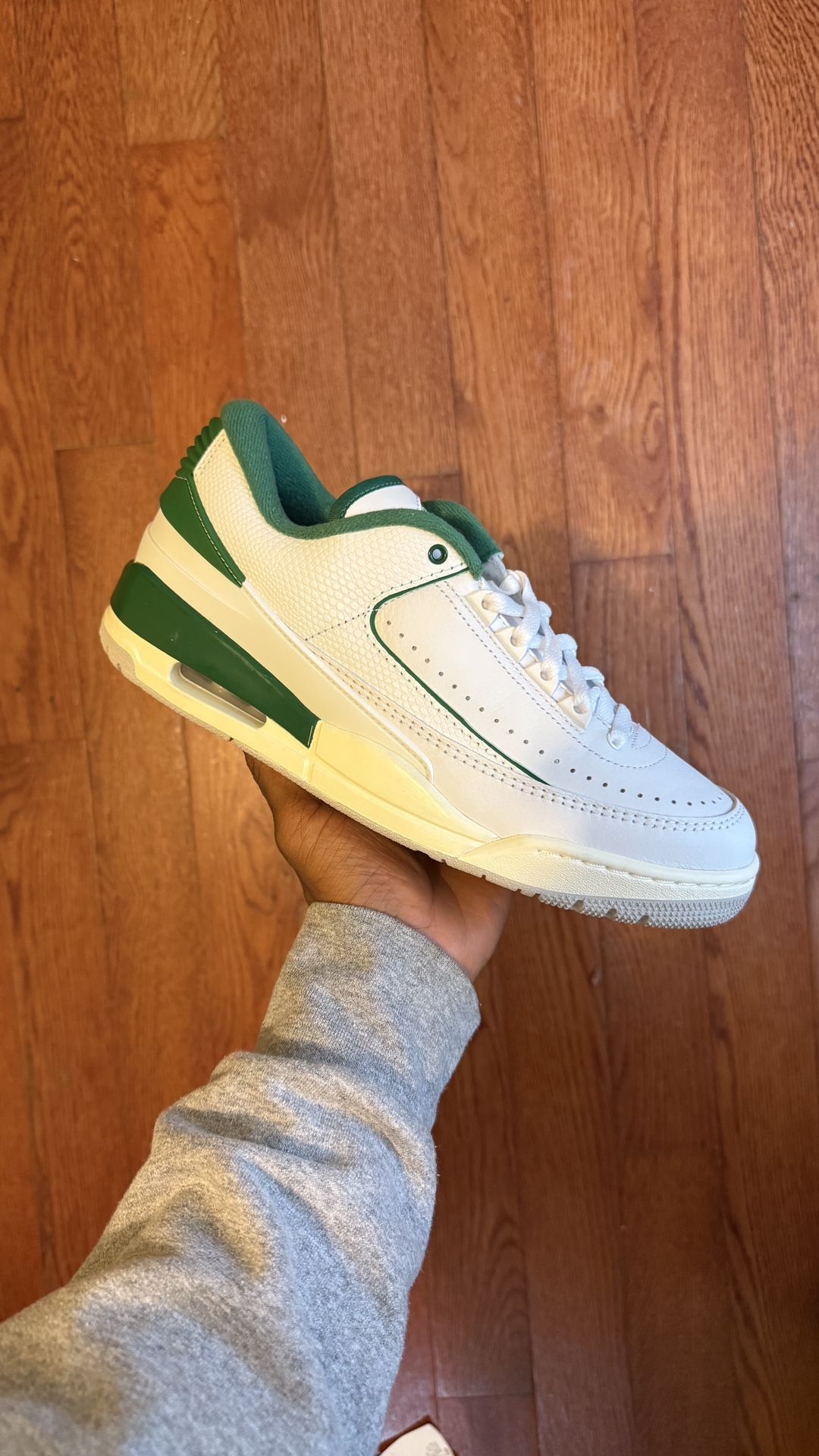 Jordan 2/3 ‘Pine Green’ Size 9.5 
