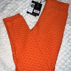 Very Nice Women Leggings Size (m)  Only $20