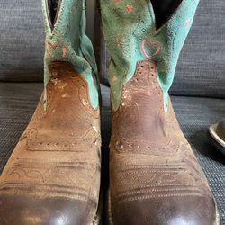 Justin Cowgirl Boots