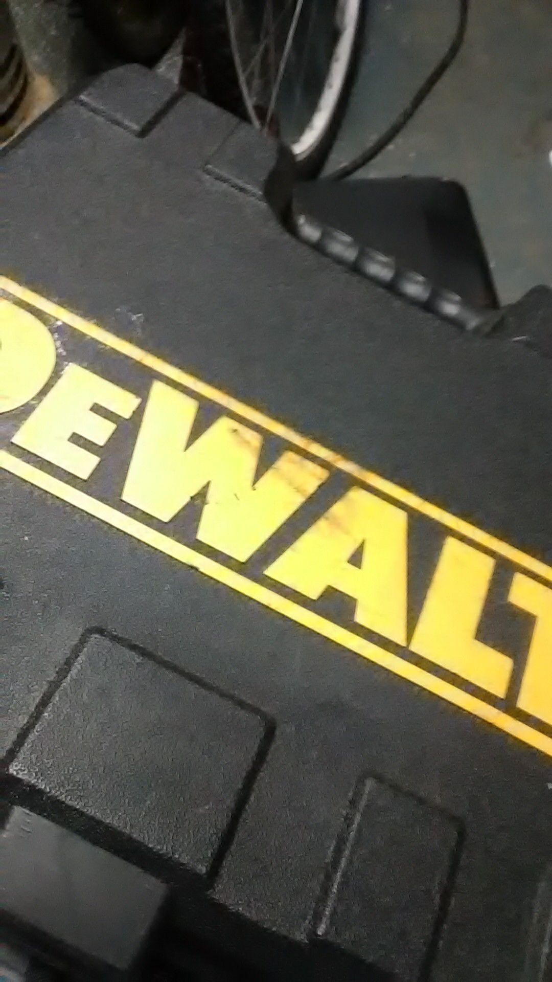DeWalt air nail gun