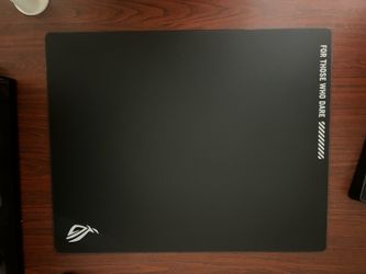 ASUS ROG Moonstone ACE L GlassPad
