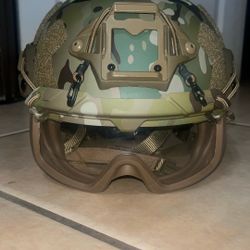 Like-New FAST-Style Multicam Airsoft Helmet Bundle w/ Z-Tactical Comtac II Headset, Glasses & Pouch