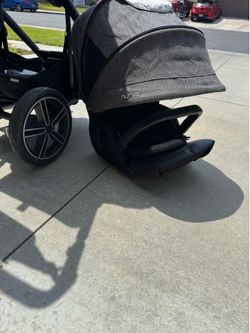 Nuna PIPA Aire RX Travel System Bundle – Excellent Condition