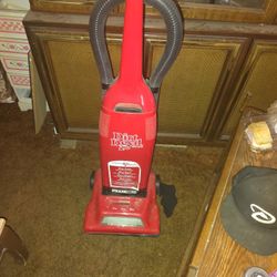 Dirt Devil Vacuum