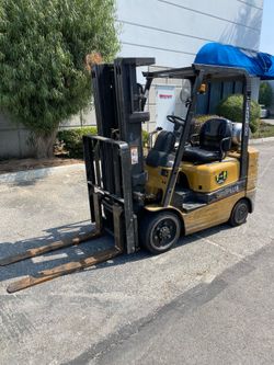 Forklift
