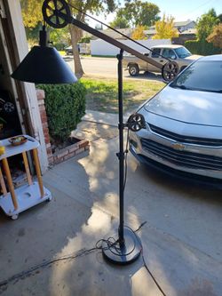 Industrial Pulley Floor Lamp
